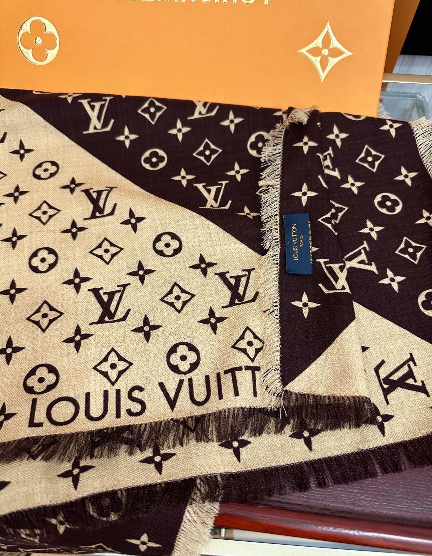 Louis Vuitton Scarf